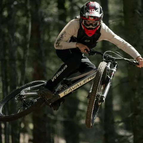 Image mise en avant de CAVALERIE BIKES